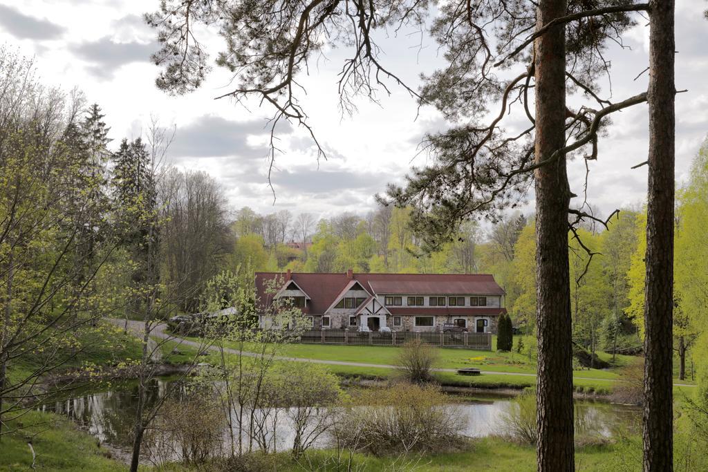 Park Hotel Bruzis Smiltene Eksteriør bilde